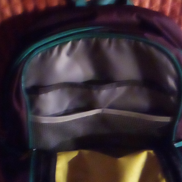 Smaller Size Marmot Back Pack - Picture 6 of 12